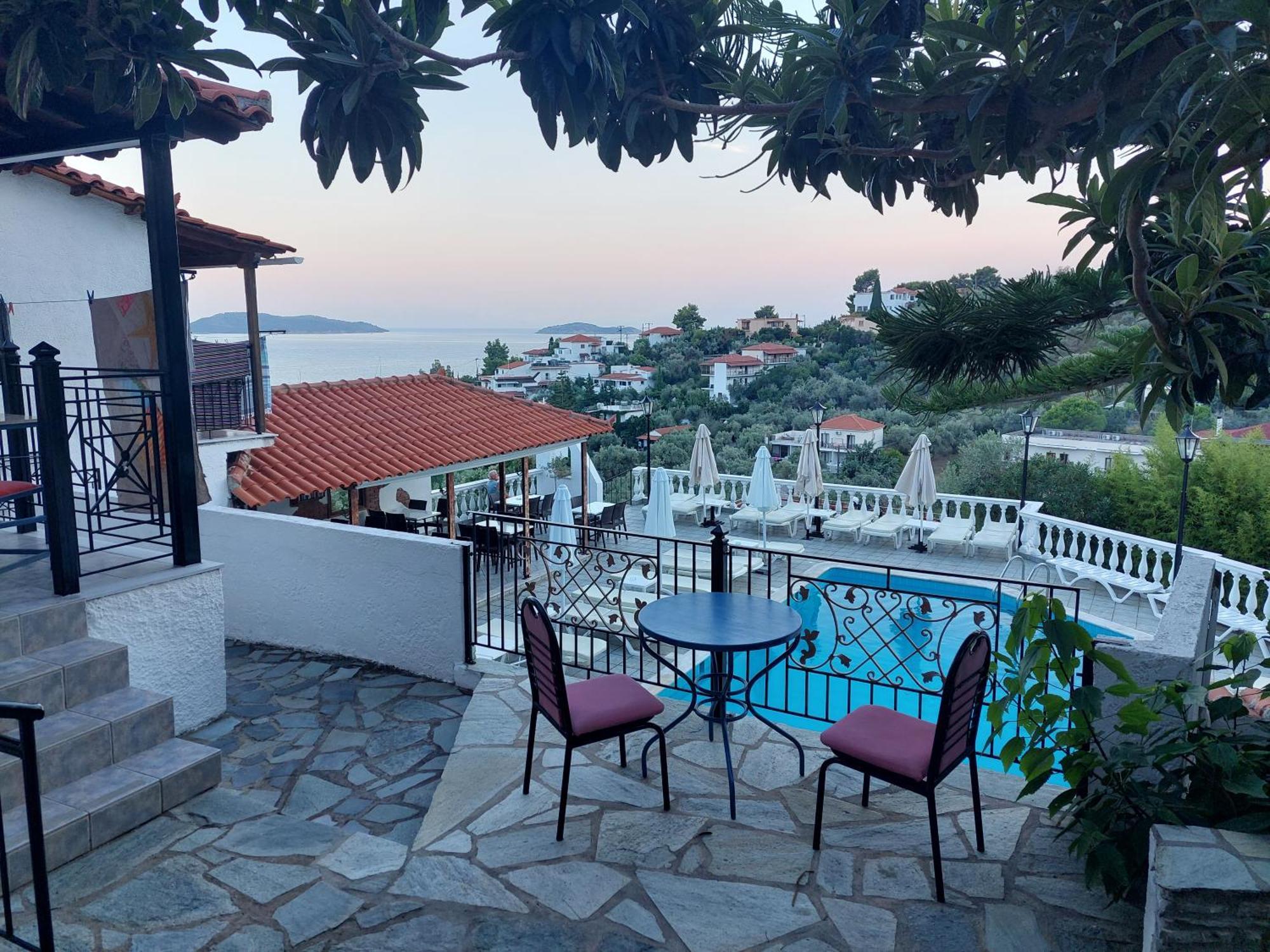 Fengeros Village Megali Ammos  Exterior photo